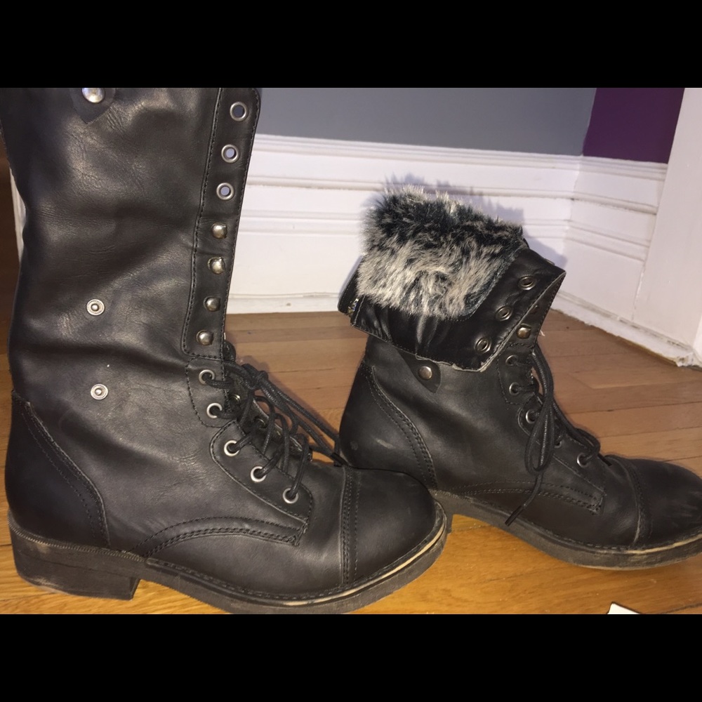 Black Fur Boots